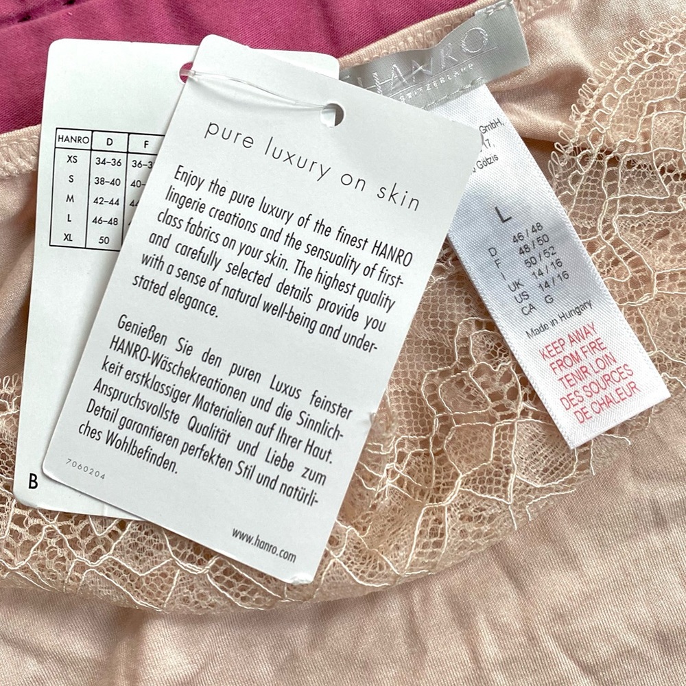 Hanro Noelia Intimate Sleep Shorts and Chemise Set - Picture 13 of 16